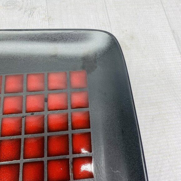 Home Target TAMARASK Red Blocks Black Coupe Square Stoneware Dinner Plates Set 2 - Picture 9 of 13